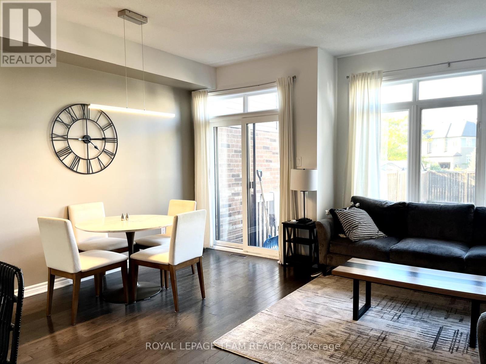 642 Tennant Way, Ottawa, Ontario  K4M 0C7 - Photo 12 - X12436662