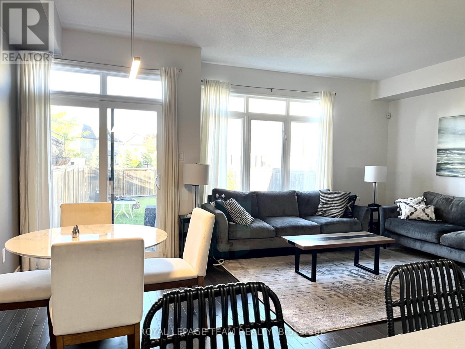 642 Tennant Way, Ottawa, Ontario  K4M 0C7 - Photo 13 - X12436662