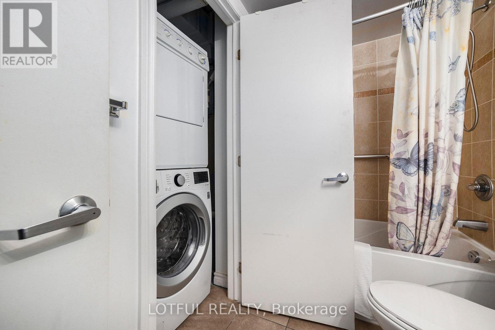 1703 - 234 Rideau Street, Ottawa, Ontario  K1N 0A9 - Photo 21 - X12436668