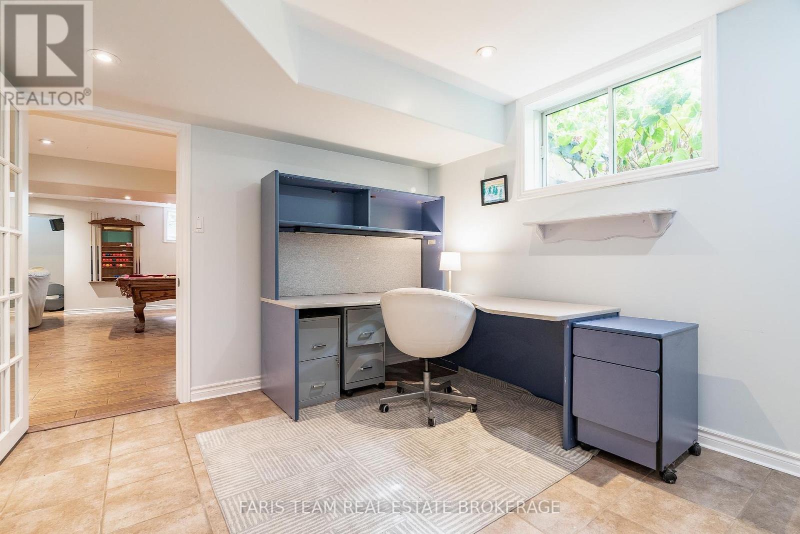 2 Evergreen Lane, Essa, Ontario  L0L 2N0 - Photo 34 - N12434973