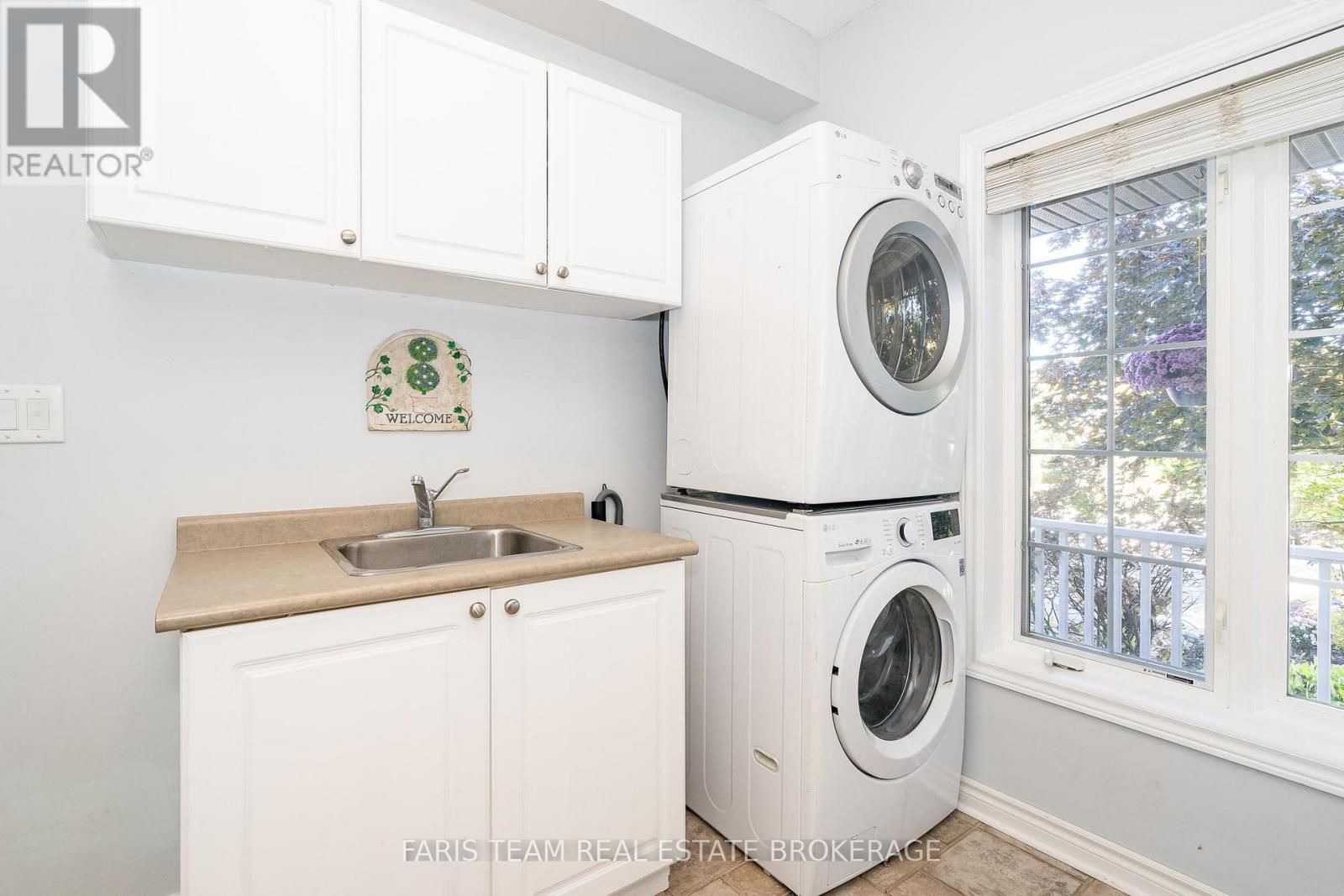 2 Evergreen Lane, Essa, Ontario  L0L 2N0 - Photo 17 - N12434973