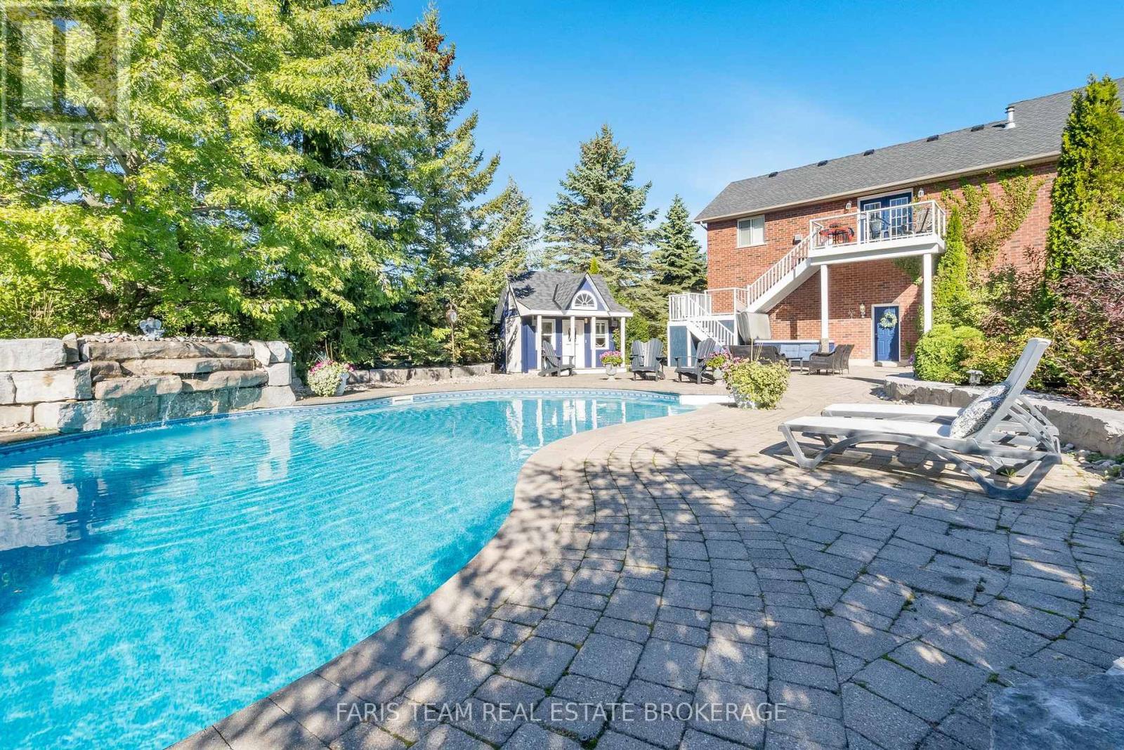 2 Evergreen Lane, Essa, Ontario  L0L 2N0 - Photo 42 - N12434973