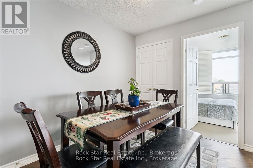 408 - 35 Kingsbridge Garden Circle, Mississauga, Ontario  L5R 3Z5 - Photo 14 - W12436655