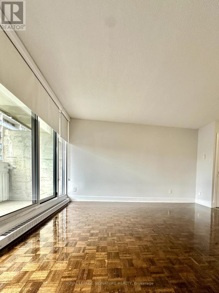 615 - 33 Isabella Street, Toronto, Ontario  M4Y 2P7 - Photo 6 - C12434234