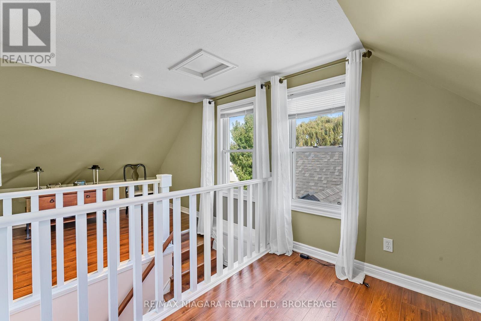1055 Burger Road, Fort Erie (Mulgrave), Ontario  L0S 1N0 - Photo 25 - X12436615