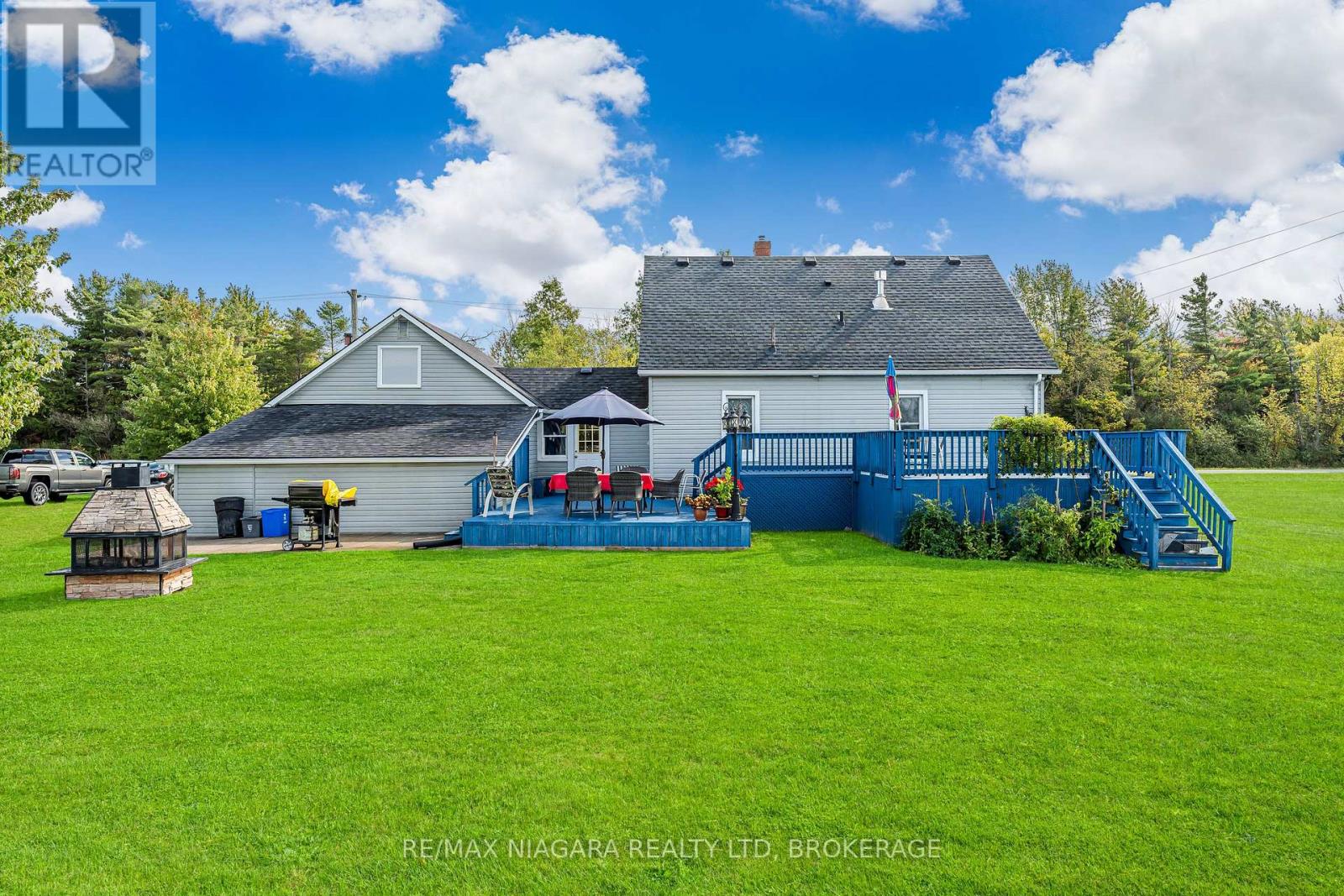 1055 Burger Road, Fort Erie (Mulgrave), Ontario  L0S 1N0 - Photo 28 - X12436615