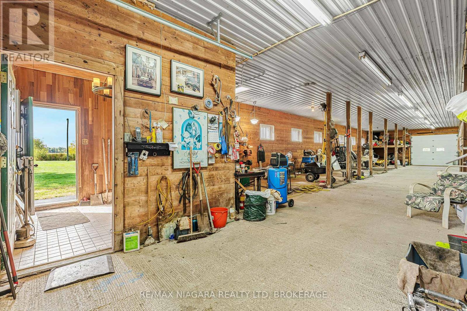 1055 Burger Road, Fort Erie (Mulgrave), Ontario  L0S 1N0 - Photo 31 - X12436615