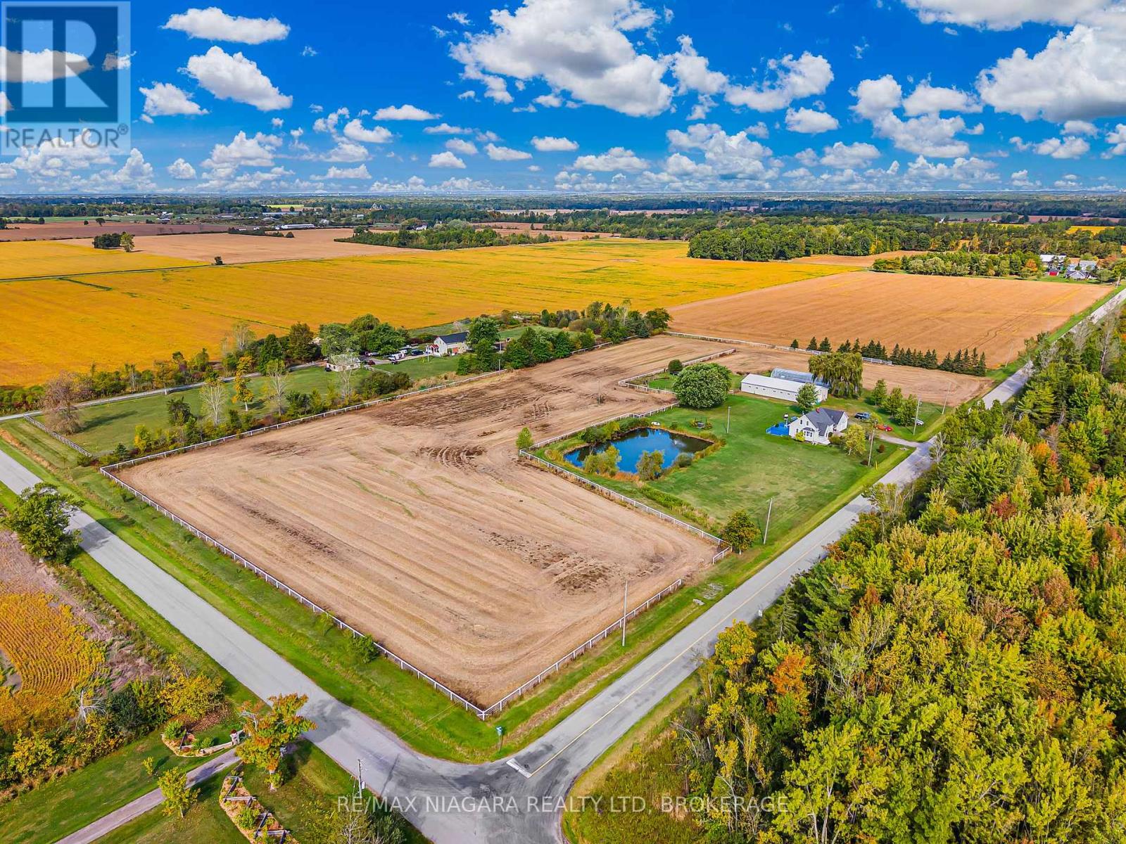 1055 Burger Road, Fort Erie (Mulgrave), Ontario  L0S 1N0 - Photo 37 - X12436615