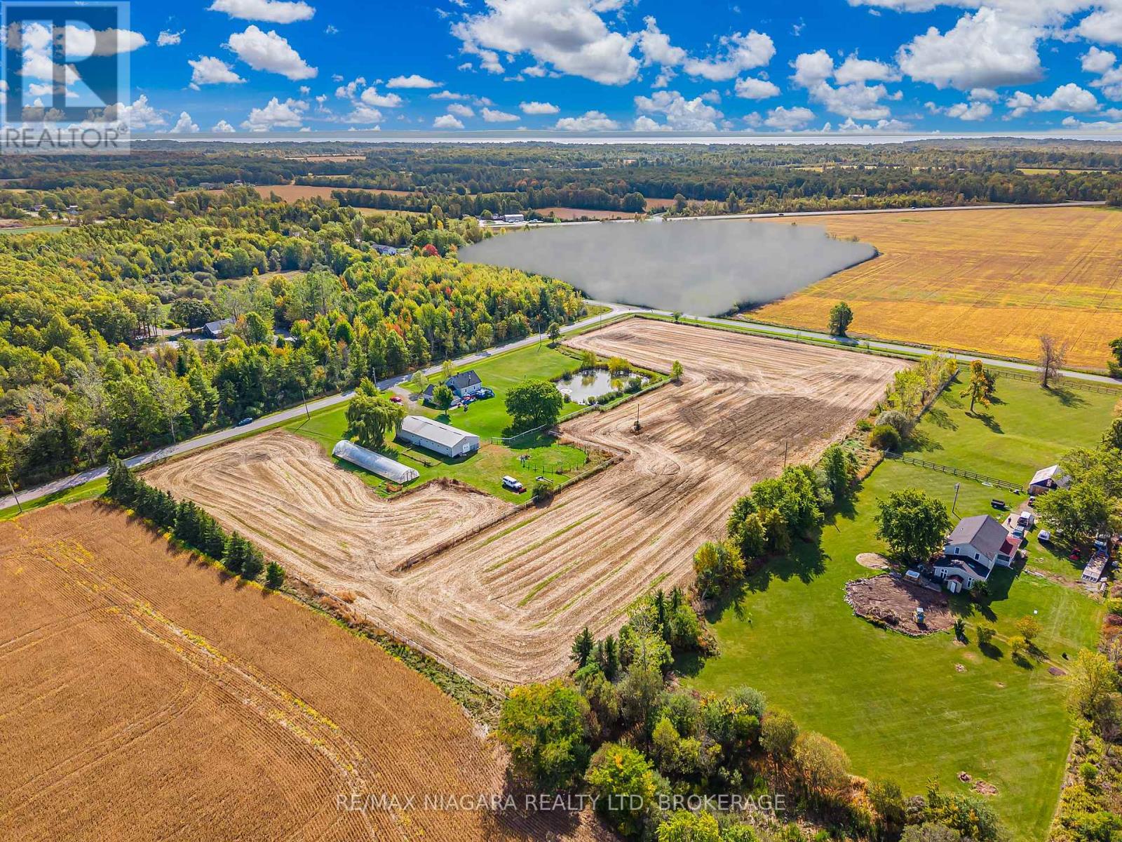1055 Burger Road, Fort Erie (Mulgrave), Ontario  L0S 1N0 - Photo 39 - X12436615