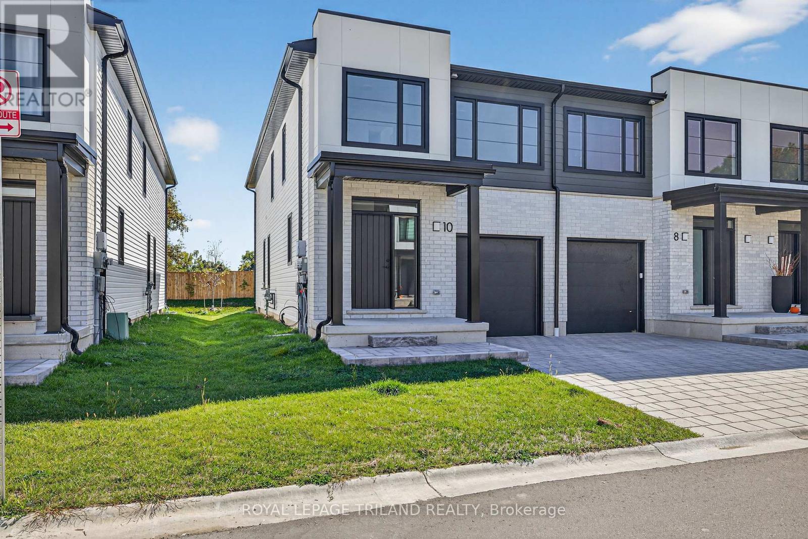 10 - 101 Swales Avenue, Strathroy-Caradoc, Ontario  N7G 0C1 - Photo 2 - X12212717