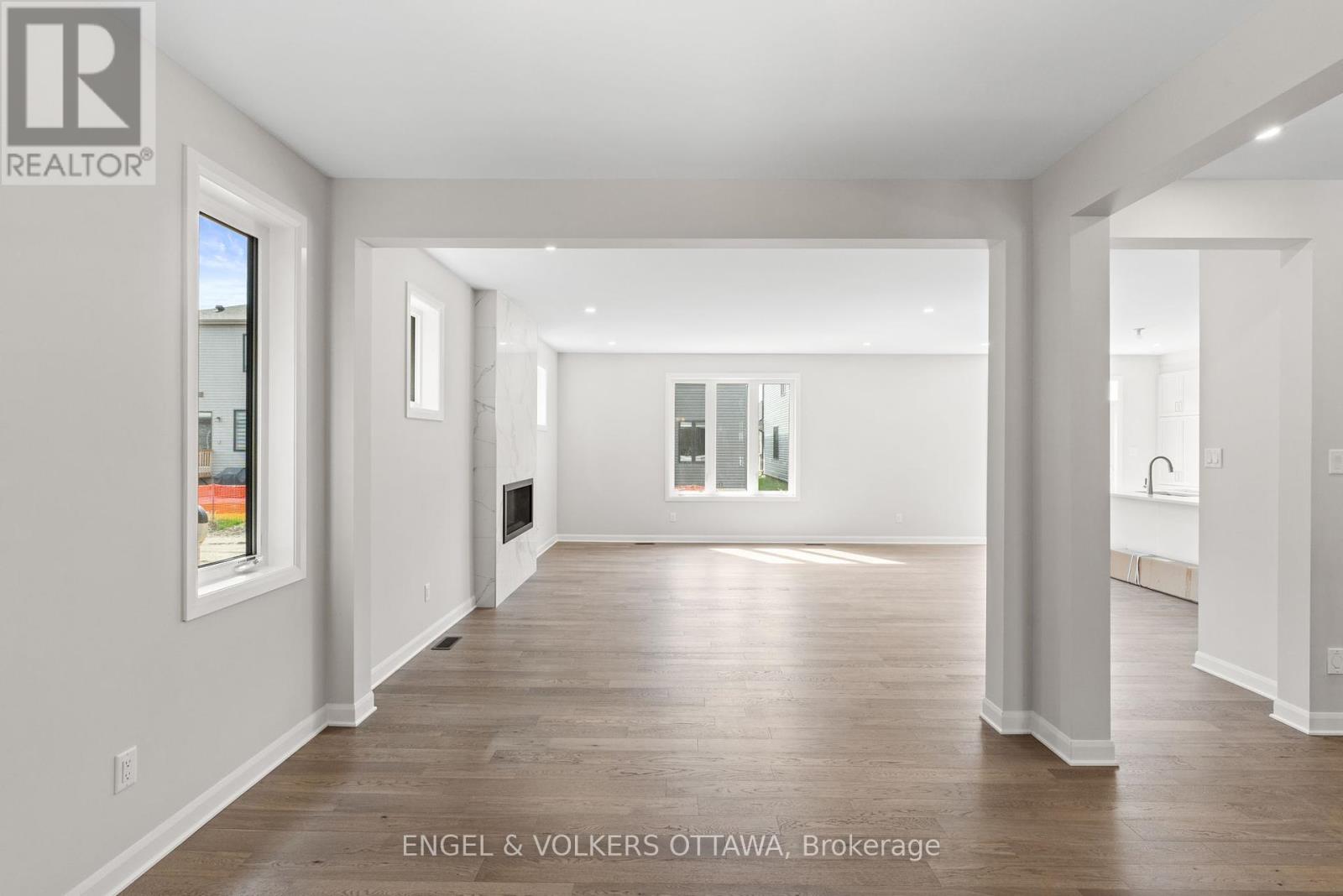 119 D'arleux Place, Ottawa, Ontario  K4M 0M7 - Photo 10 - X12154791