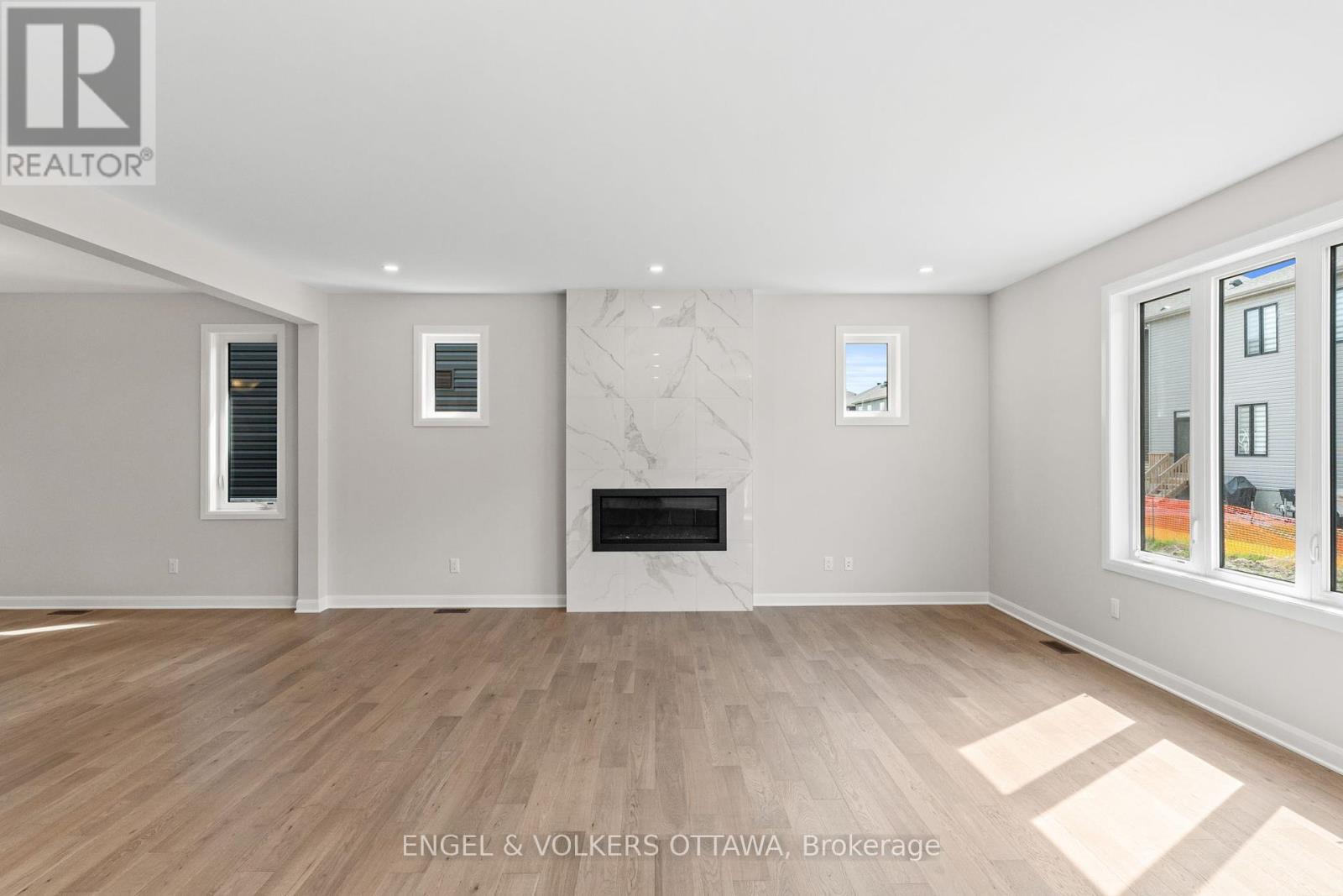 119 D'arleux Place, Ottawa, Ontario  K4M 0M7 - Photo 12 - X12154791
