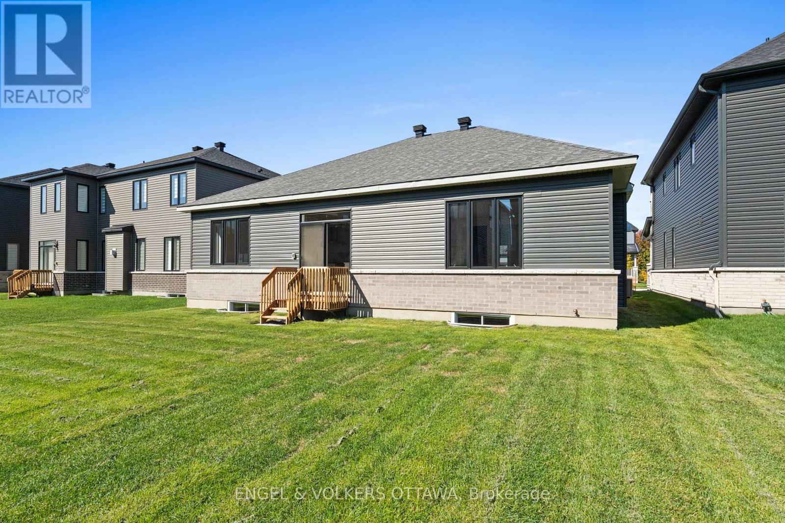 119 D'arleux Place, Ottawa, Ontario  K4M 0M7 - Photo 34 - X12154791