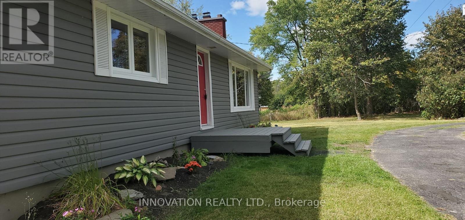 1945 Sixth Line Road, Ottawa, Ontario  K0A 1T0 - Photo 2 - X12368107