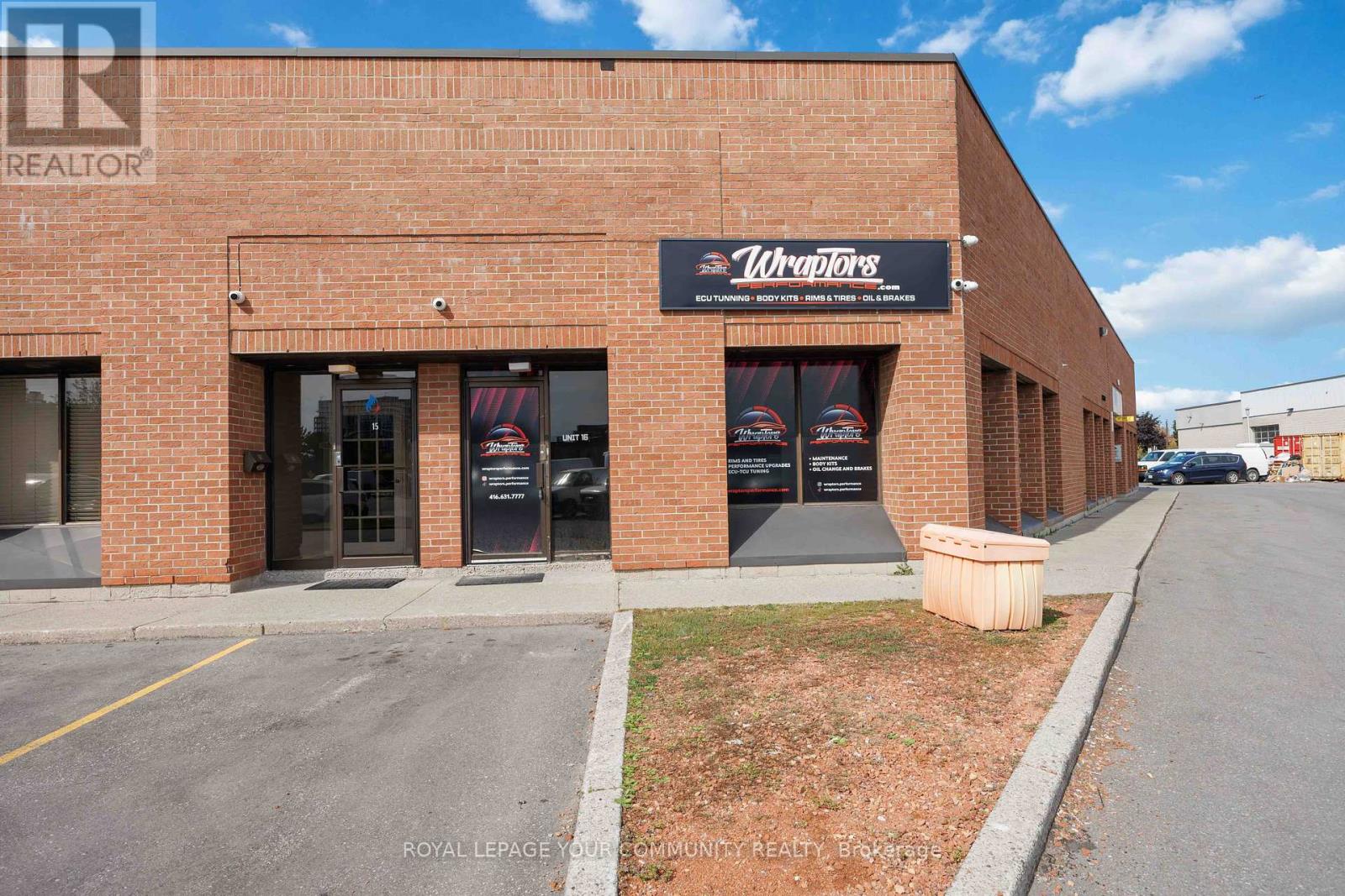 16 - 37 Kodiac Crescent, Toronto, Ontario  M3J 3G5 - Photo 2 - W12436318