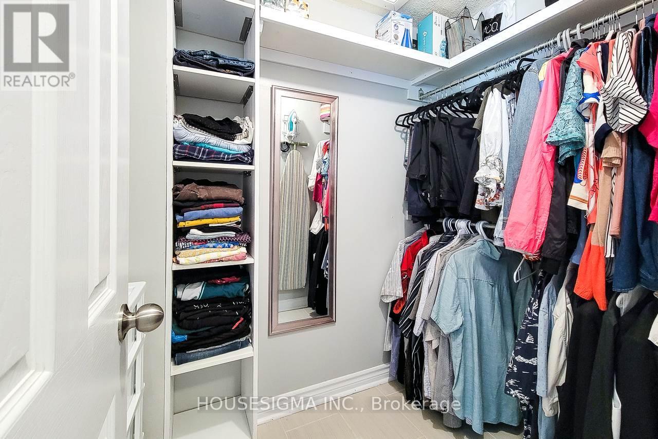 3111 Cantelon Crescent, Mississauga, Ontario  L5N 3J7 - Photo 17 - W12436352