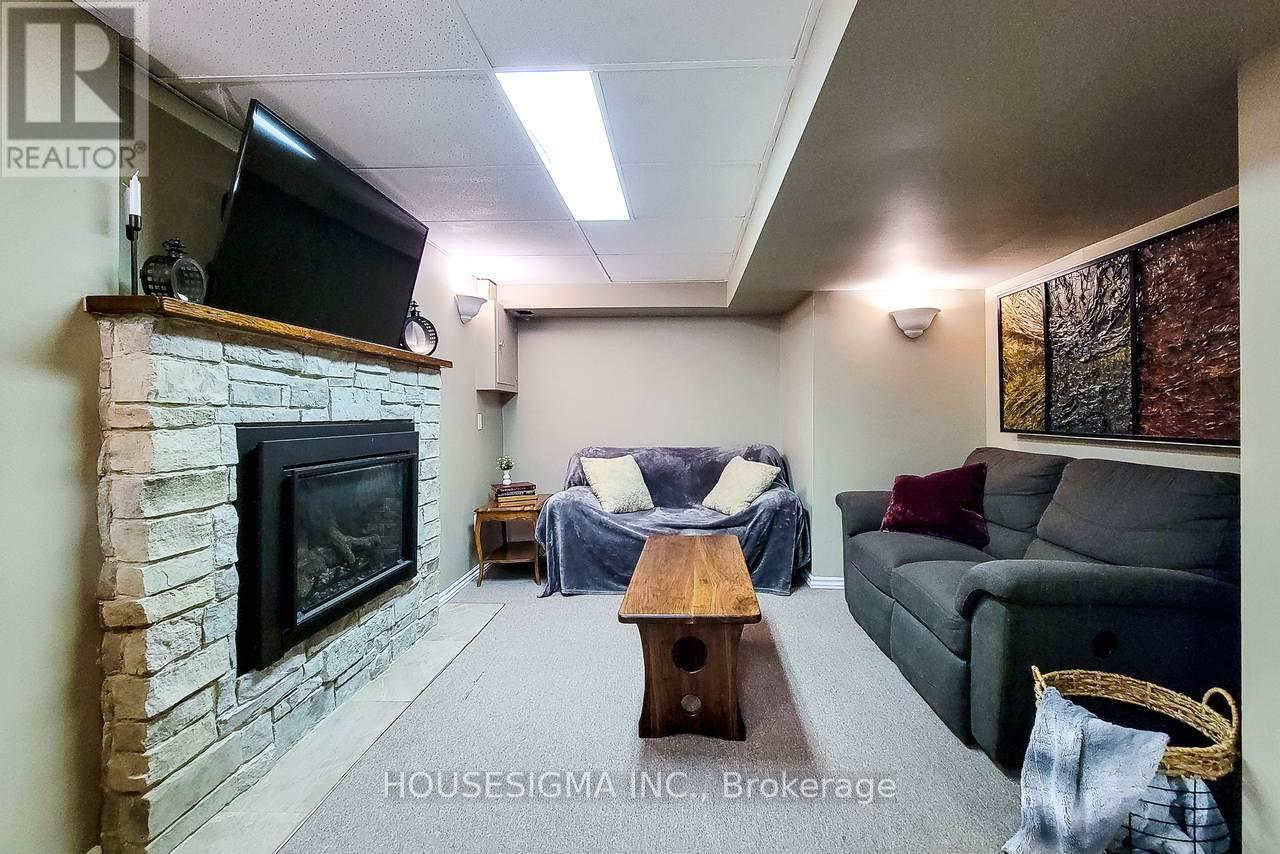 3111 Cantelon Crescent, Mississauga, Ontario  L5N 3J7 - Photo 21 - W12436352