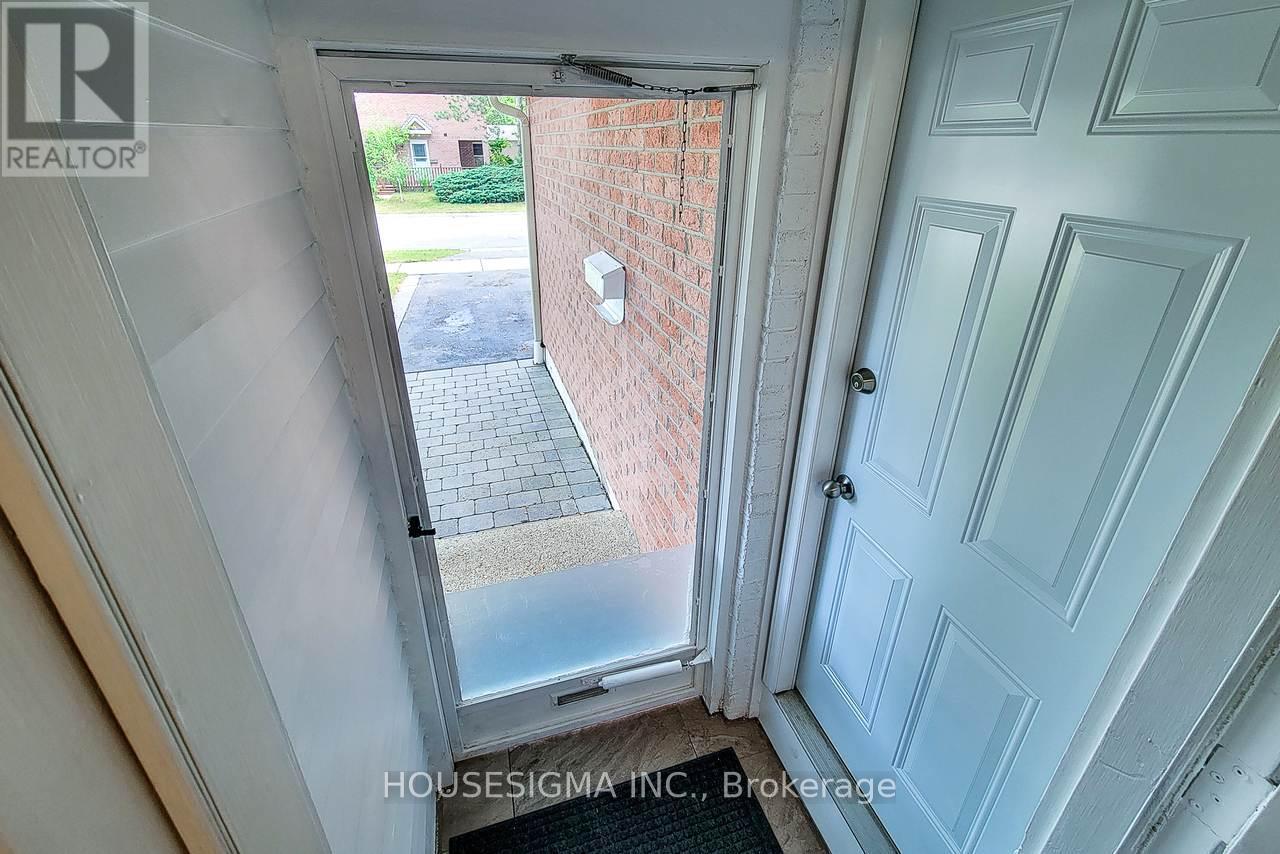 3111 Cantelon Crescent, Mississauga, Ontario  L5N 3J7 - Photo 37 - W12436352