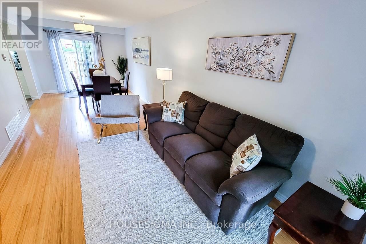 3111 Cantelon Crescent, Mississauga, Ontario  L5N 3J7 - Photo 5 - W12436352