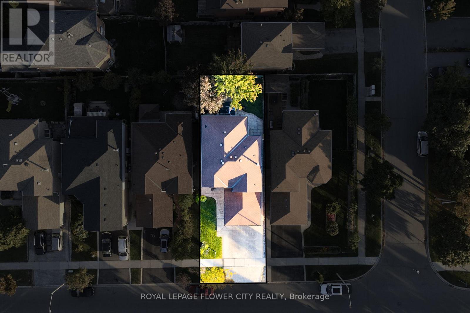 3278 Waxwing Drive, Mississauga, Ontario  L5N 5X9 - Photo 42 - W12436369