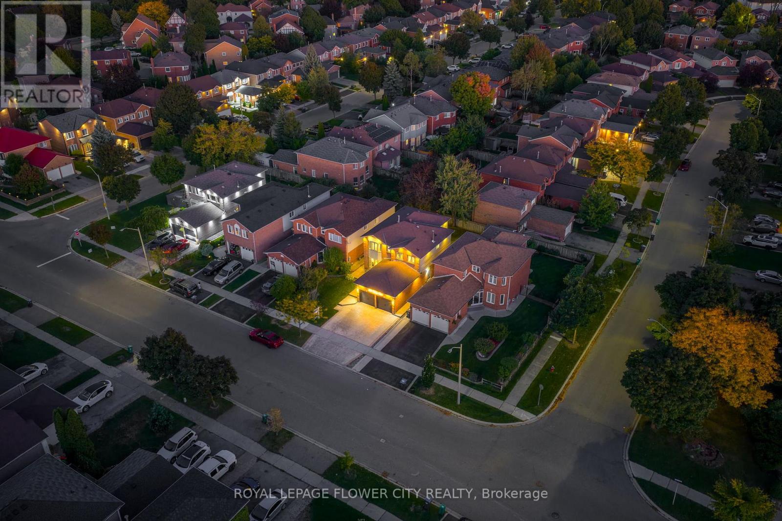 3278 Waxwing Drive, Mississauga, Ontario  L5N 5X9 - Photo 48 - W12436369