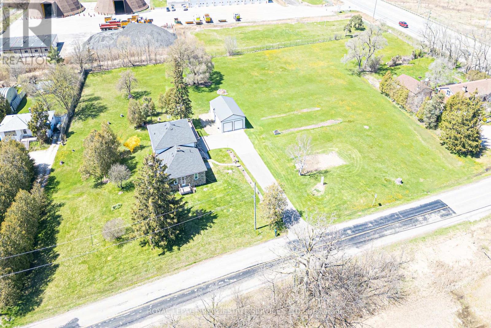 3029 Burnhamthorpe Road W, Milton, Ontario  L9T 5S2 - Photo 7 - W12436372