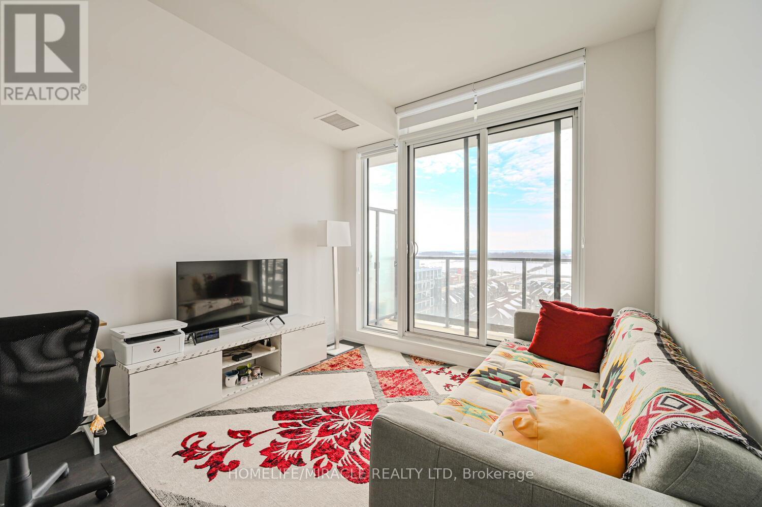 1102 - 215 Veterans Drive, Brampton, Ontario  L7A 5L7 - Photo 13 - W12436402
