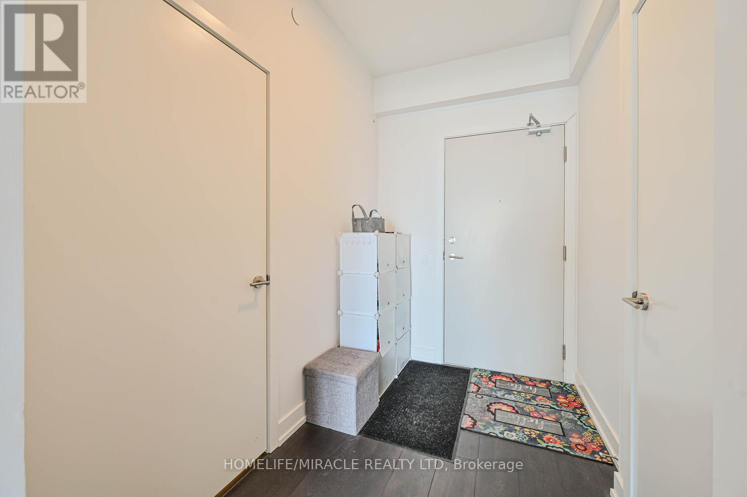 1102 - 215 Veterans Drive, Brampton, Ontario  L7A 5L7 - Photo 7 - W12436402