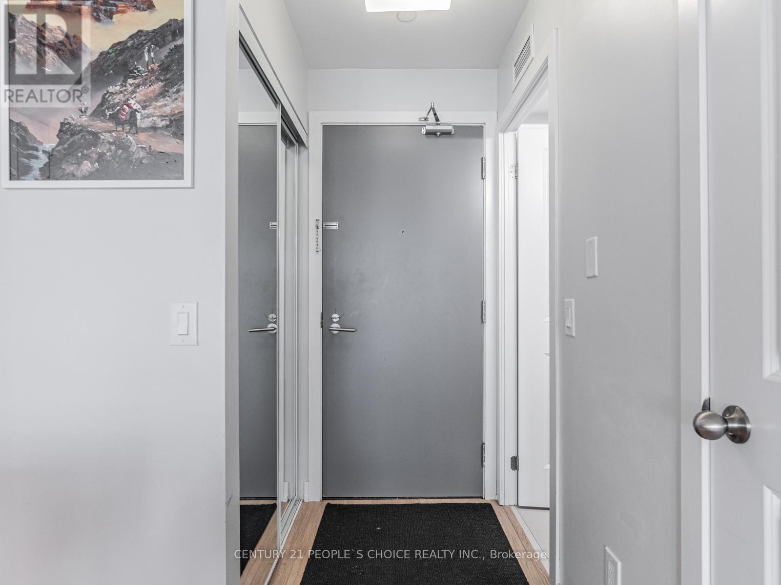 523 - 8 Fieldway Road, Toronto, Ontario  M8Z 0C3 - Photo 3 - W12436420