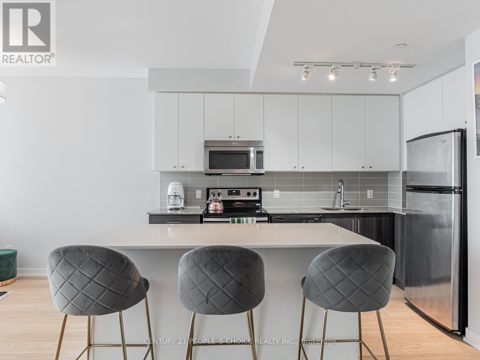 523 - 8 Fieldway Road, Toronto, Ontario  M8Z 0C3 - Photo 6 - W12436420