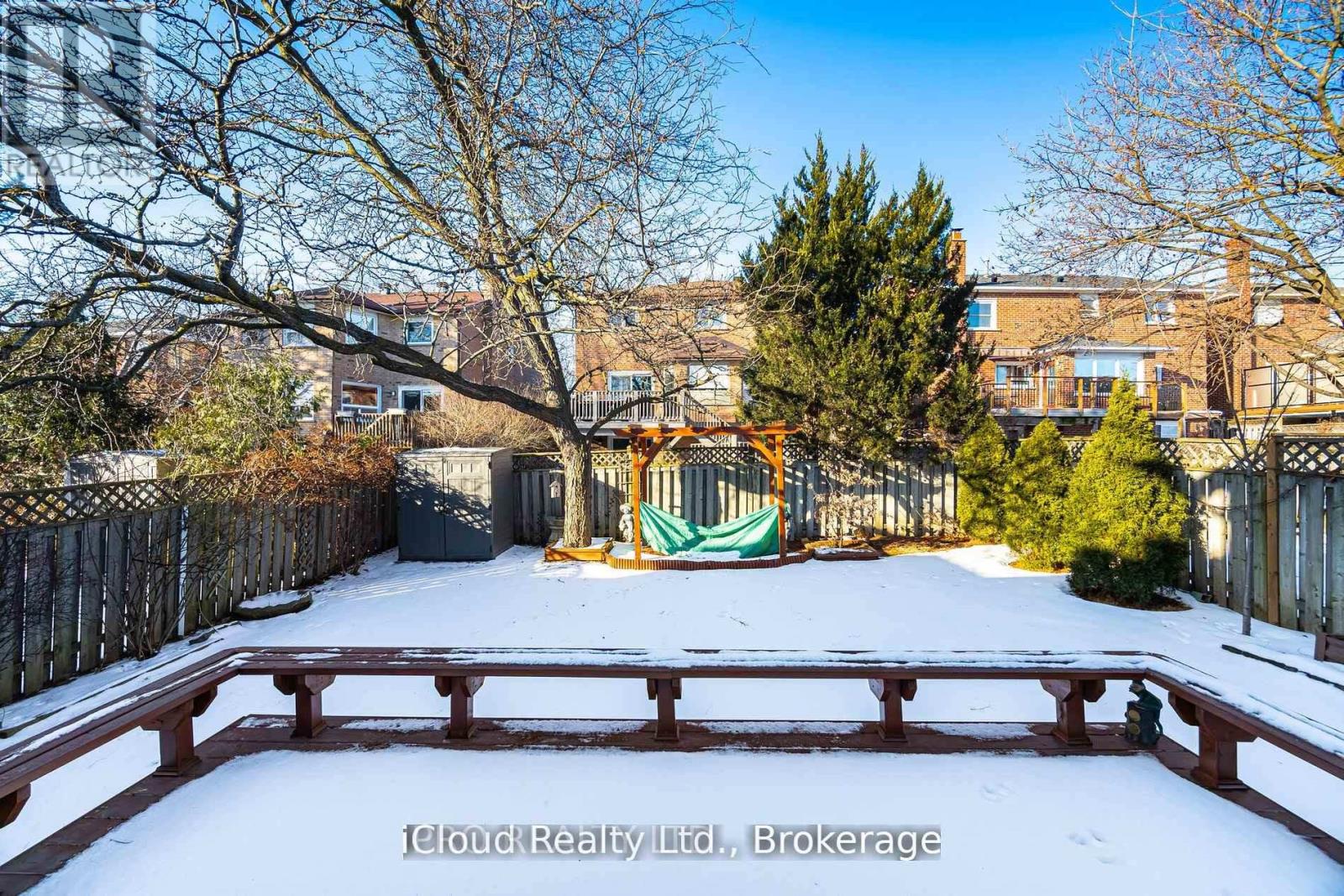 1615 Sir Monty's Drive, Mississauga, Ontario  L5N 4R1 - Photo 36 - W12436421