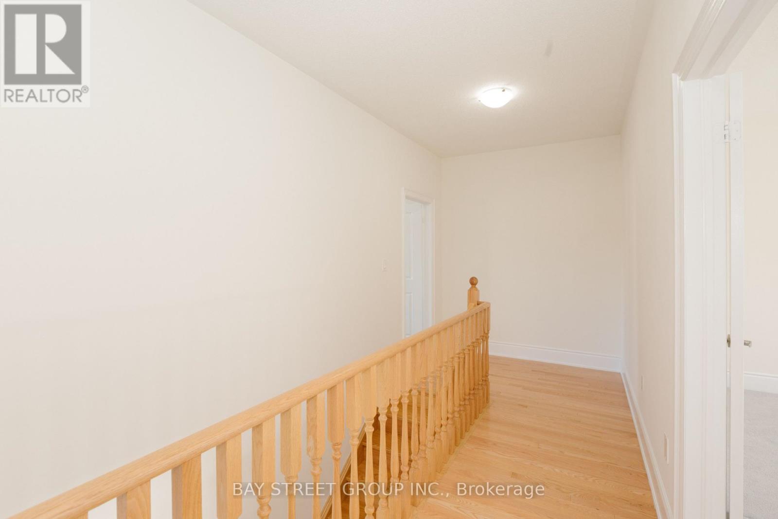 3127 Streamwood Pass, Oakville, Ontario  L6H 0T2 - Photo 32 - W12436422