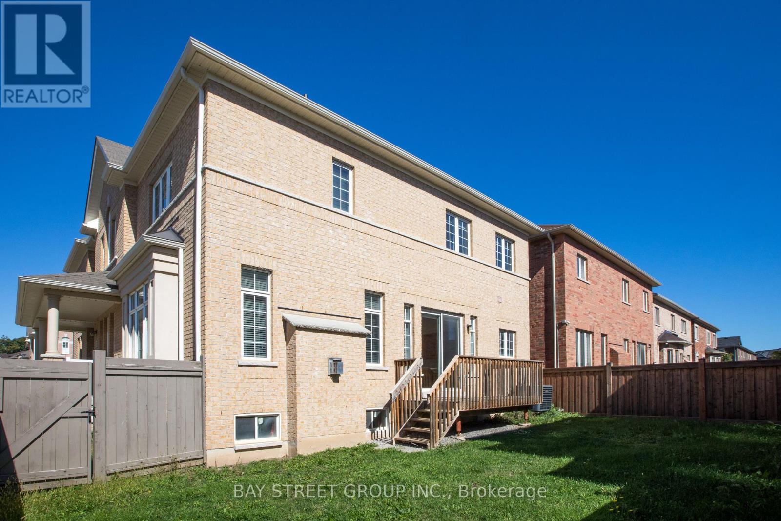 3127 Streamwood Pass, Oakville, Ontario  L6H 0T2 - Photo 45 - W12436422