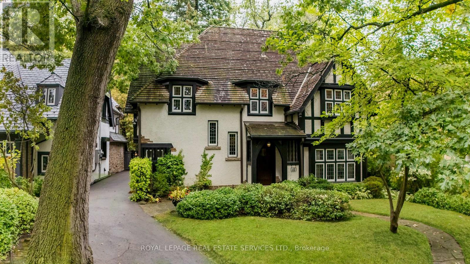18 Queen Marys Drive, Toronto, Ontario  M8X 1S2 - Photo 27 - W12436469