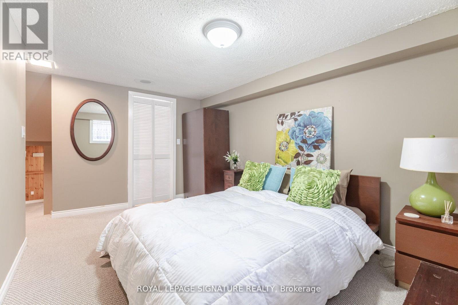 4204 Wheelwright Crescent, Mississauga, Ontario  L5L 2X6 - Photo 32 - W12436482