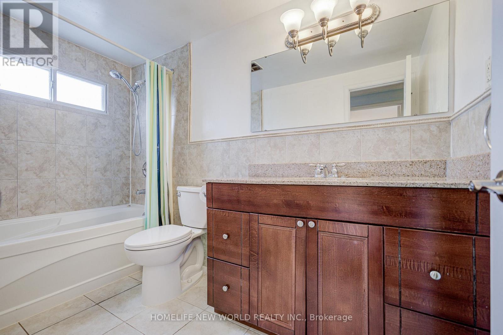 1403 Glen Rutley Circle, Mississauga, Ontario  L4X 1Z5 - Photo 30 - W12436496
