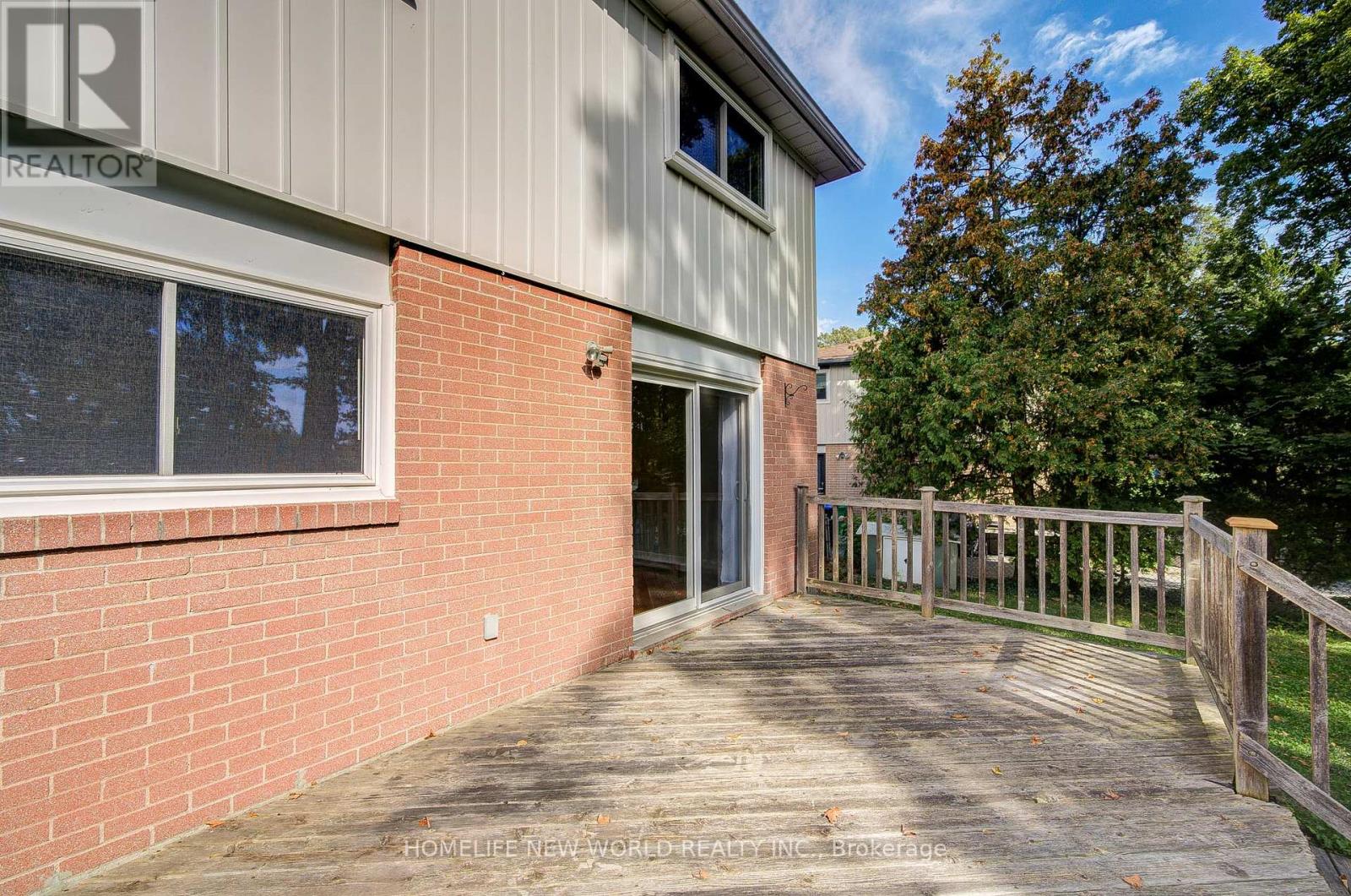 1403 Glen Rutley Circle, Mississauga, Ontario  L4X 1Z5 - Photo 36 - W12436496