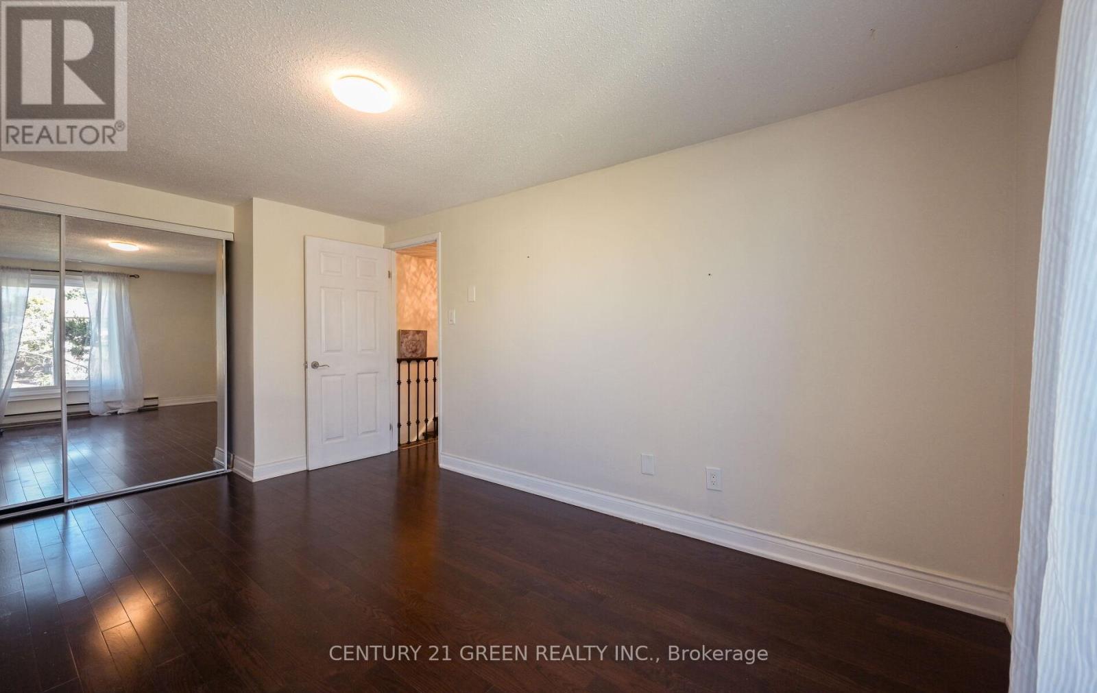 1 Greenarrow Court, Brampton, Ontario  L6S 2K1 - Photo 18 - W12436530