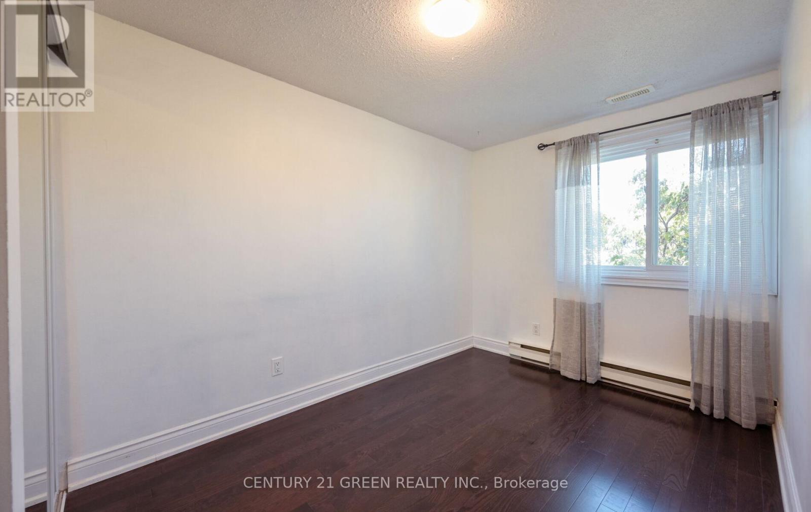 1 Greenarrow Court, Brampton, Ontario  L6S 2K1 - Photo 22 - W12436530