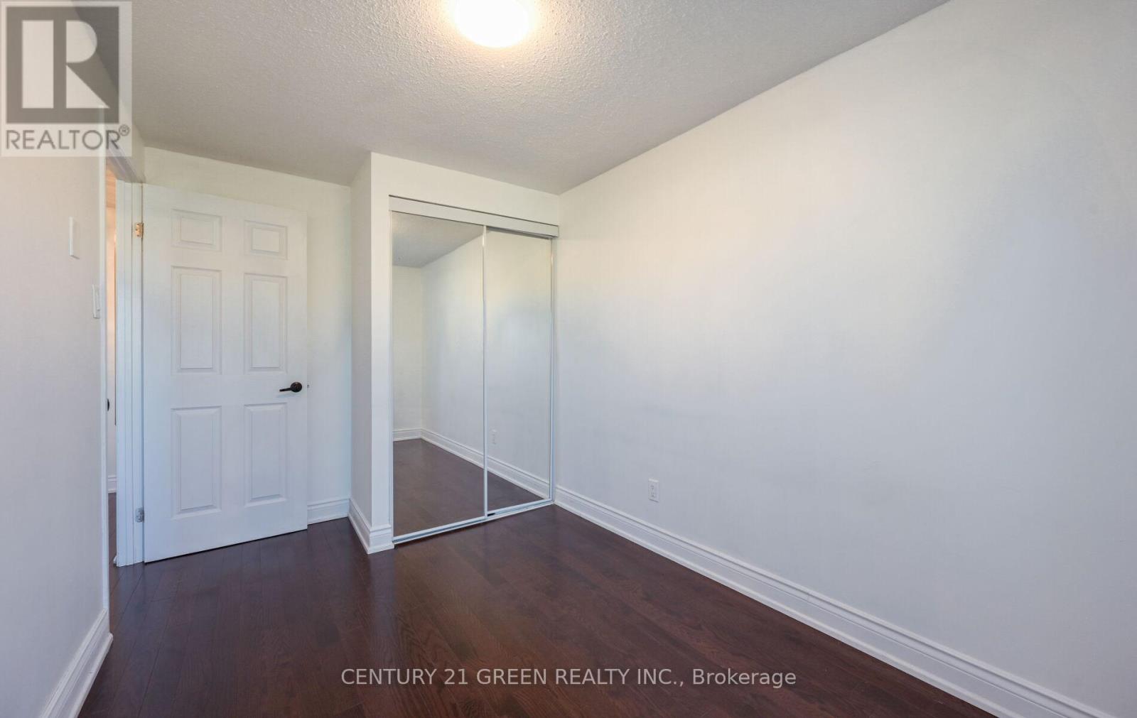 1 Greenarrow Court, Brampton, Ontario  L6S 2K1 - Photo 24 - W12436530
