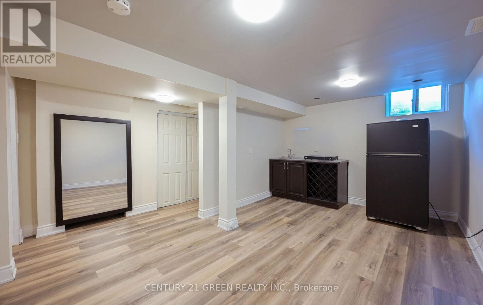 1 Greenarrow Court, Brampton, Ontario  L6S 2K1 - Photo 36 - W12436530