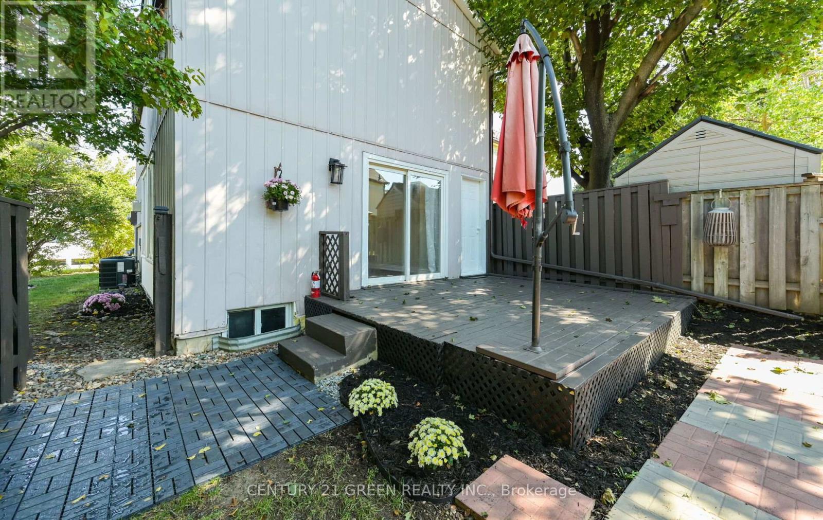 1 Greenarrow Court, Brampton, Ontario  L6S 2K1 - Photo 44 - W12436530