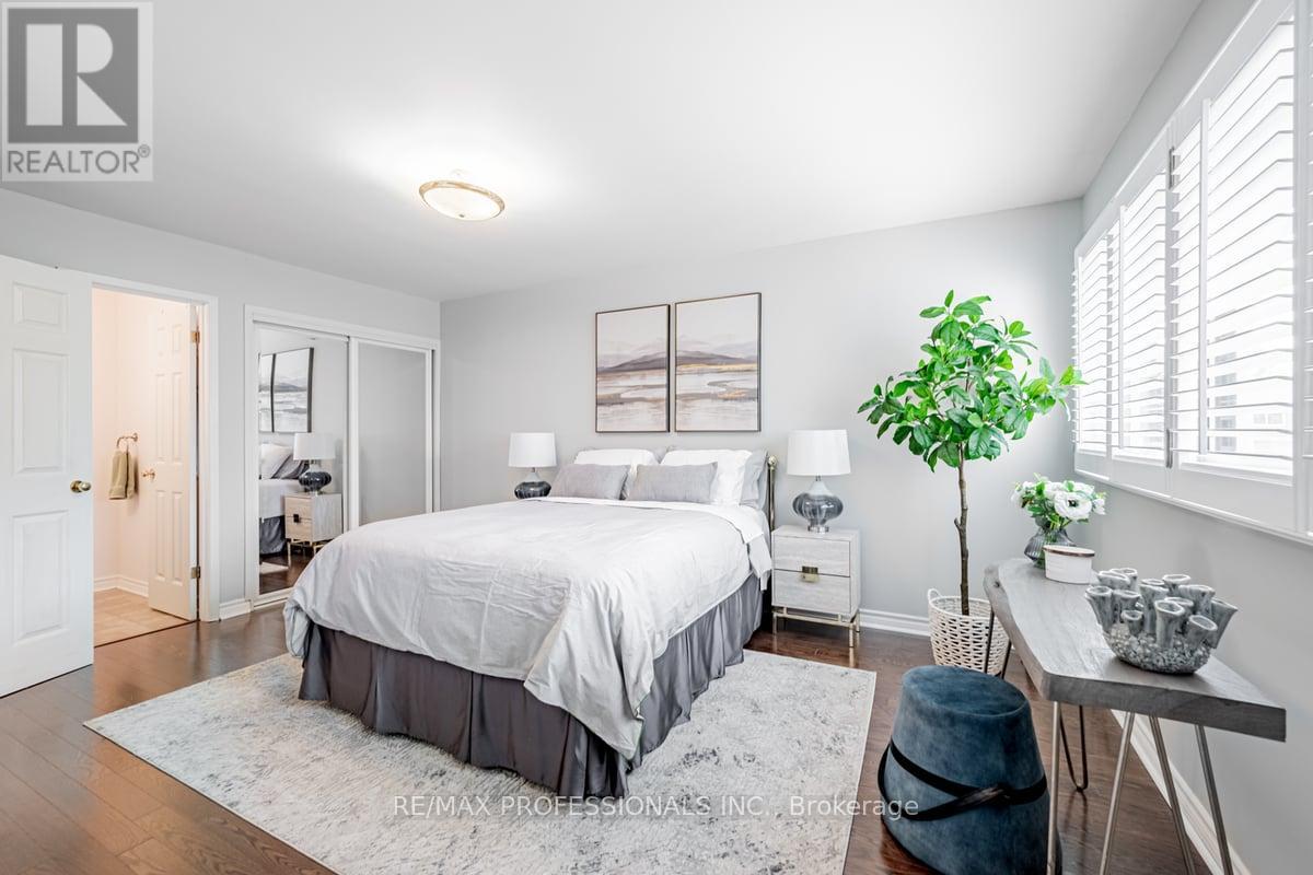41 - 1180 Mississauga Valley Boulevard, Mississauga, Ontario  L5A 3M9 - Photo 15 - W12436561