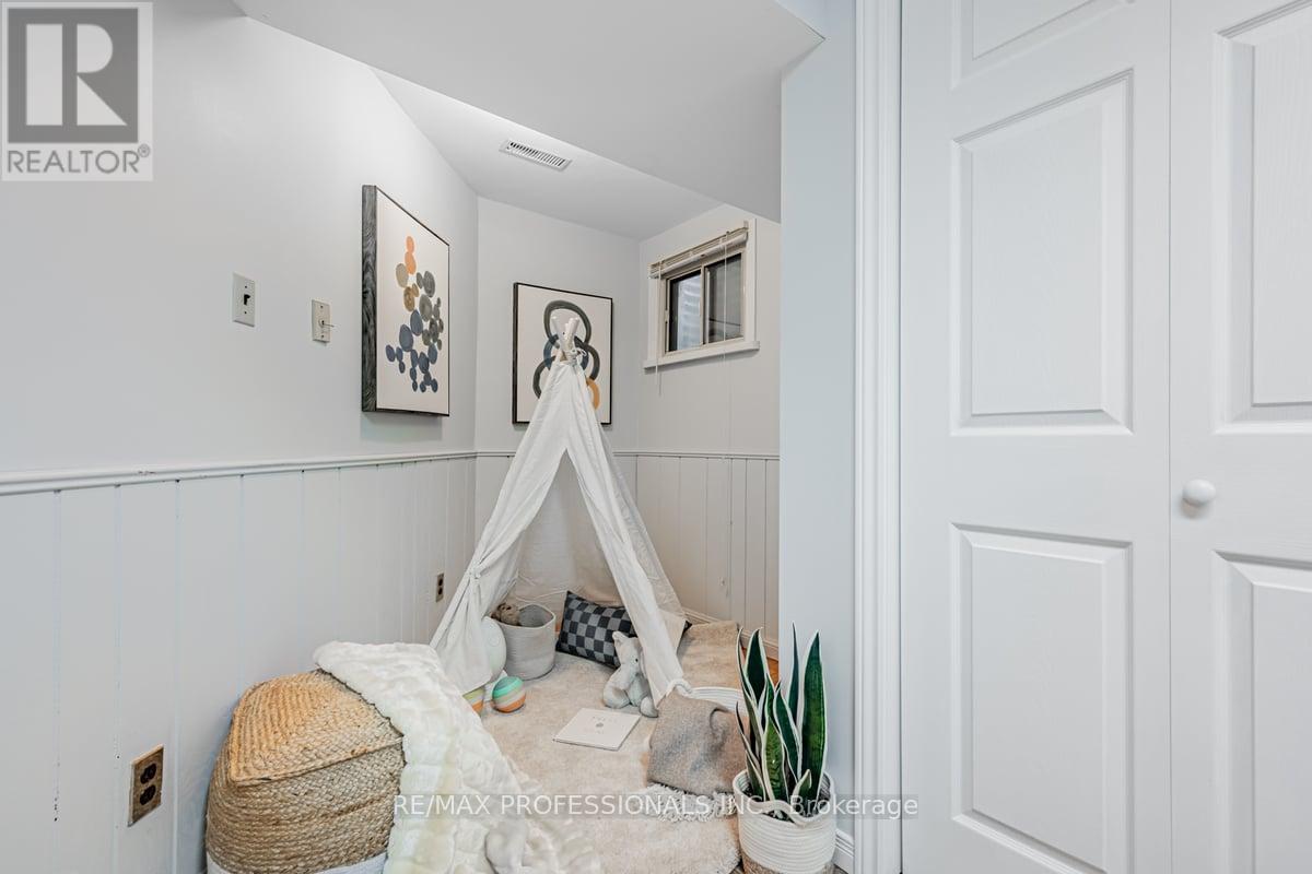 41 - 1180 Mississauga Valley Boulevard, Mississauga, Ontario  L5A 3M9 - Photo 29 - W12436561