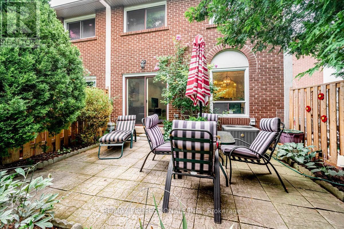 41 - 1180 Mississauga Valley Boulevard, Mississauga, Ontario  L5A 3M9 - Photo 30 - W12436561