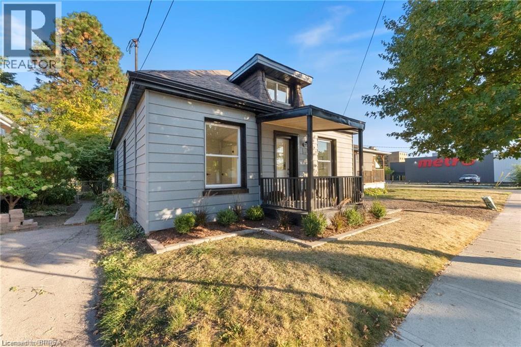 3 DUNDEE Street, Brantford, Ontario