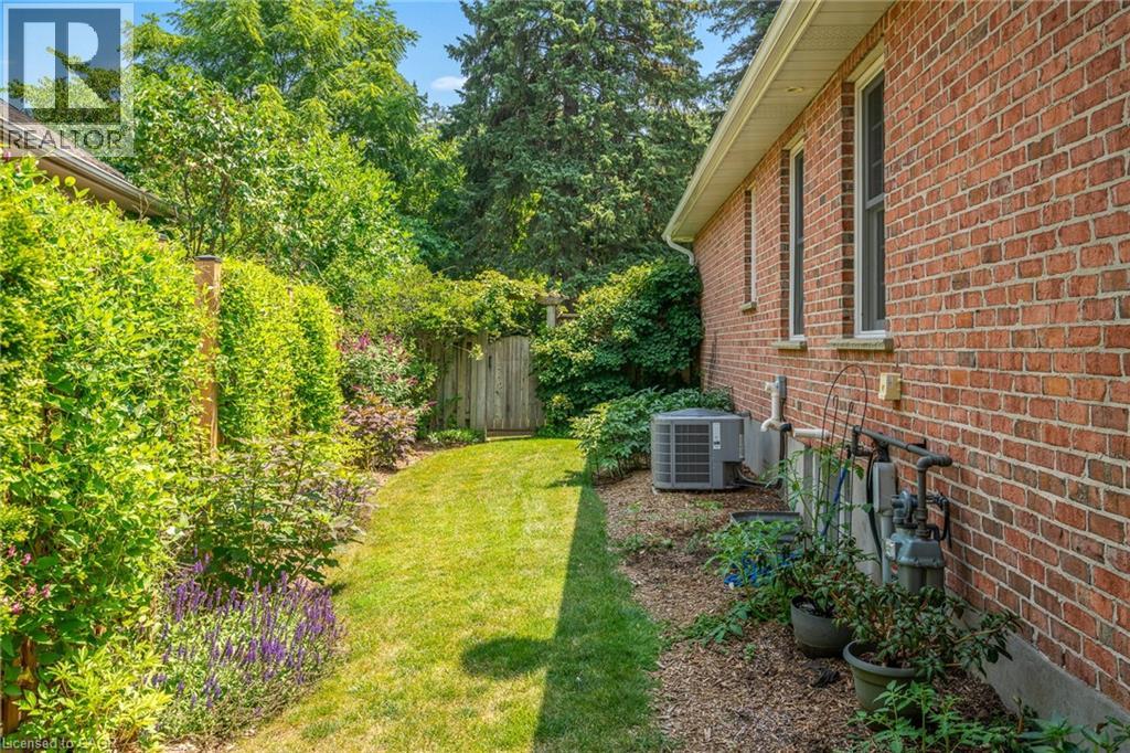 26 Park Court, Niagara-On-The-Lake, Ontario  L0S 1J0 - Photo 38 - 40768360