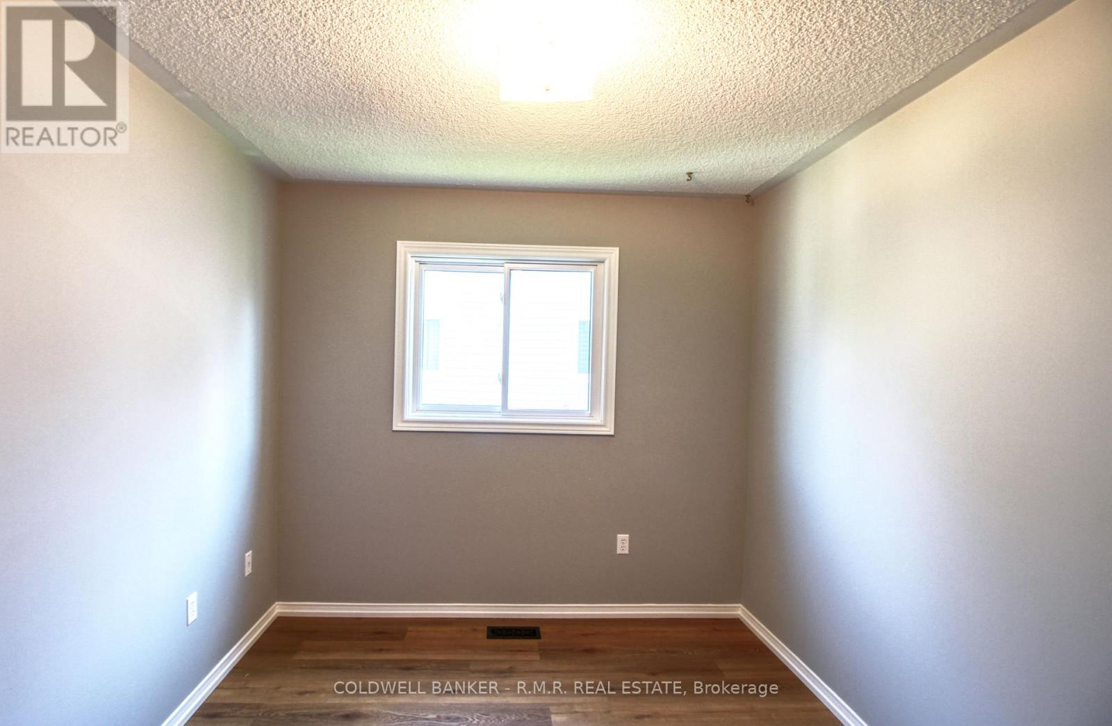 1590 Edenwood Court, Oshawa, Ontario  L1G 7Y6 - Photo 13 - E12436665