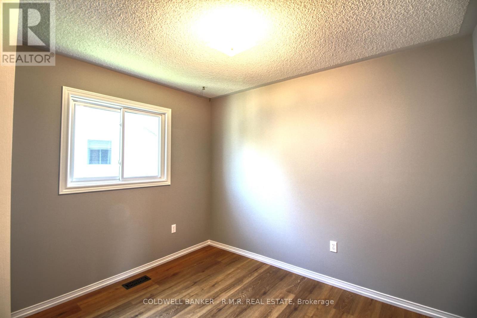1590 Edenwood Court, Oshawa, Ontario  L1G 7Y6 - Photo 14 - E12436665