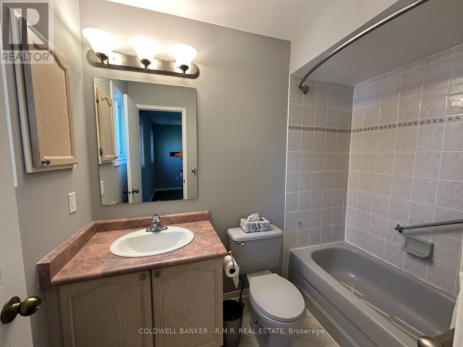 1590 Edenwood Court, Oshawa, Ontario  L1G 7Y6 - Photo 16 - E12436665